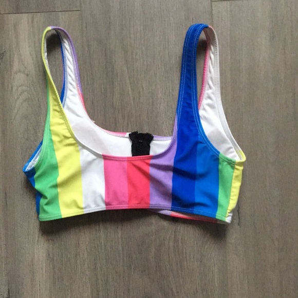 Top - Picture 2 of 4